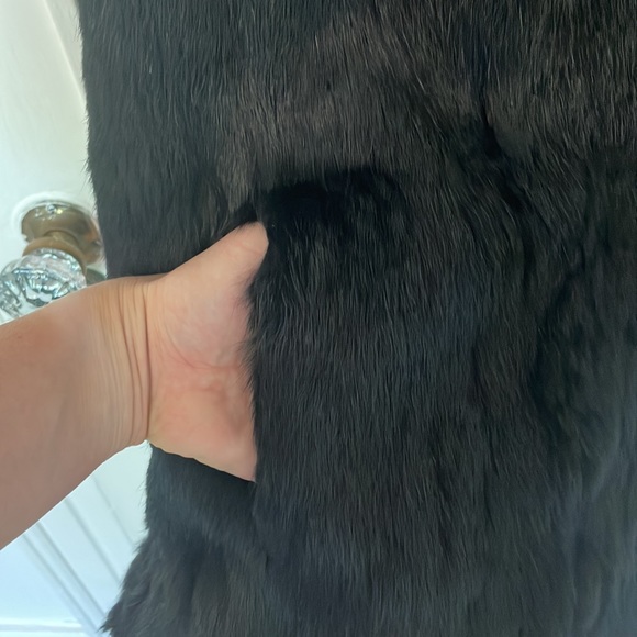 Real fur black vest with brocade - Picture 9 of 9